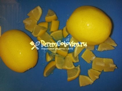лимон-режем-кусочками