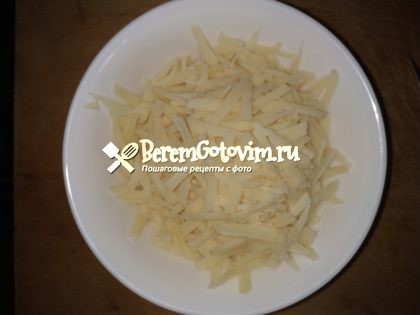 Pomidory-s-syrom-chesnokom-i-zeleniu